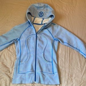 Lululemon scuba hoodie size XS